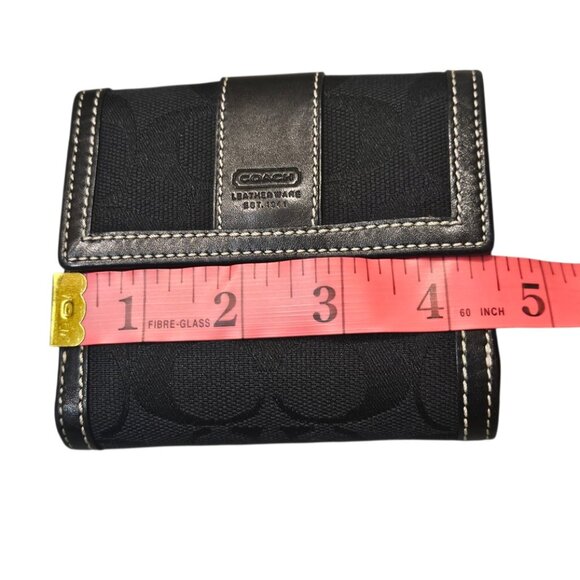 Coach Signature Trifold Wallet - Picture 6 of 7